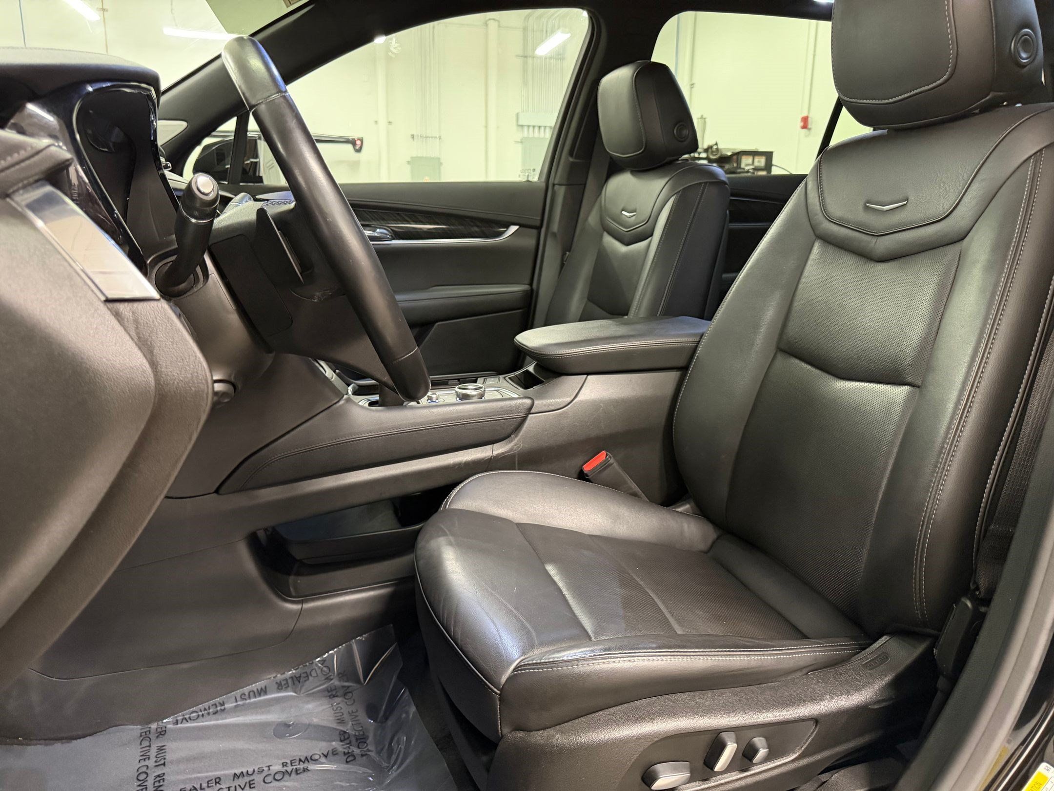 Used 2021 Cadillac XT6 Premium Luxury AWD/4WD image 5