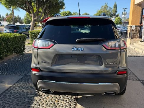 Used 2022 Jeep Cherokee Limited w/ Elite Package AWD/4WD image 4