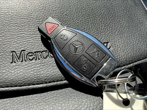 Used 2015 Mercedes-Benz S 550 Sedan image 15