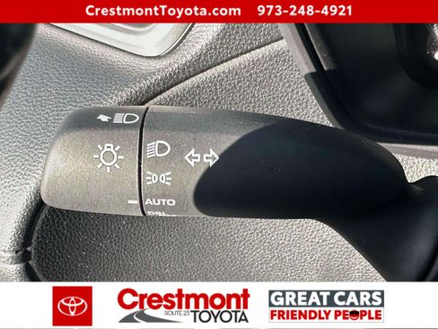 Certified 2025 Toyota Corolla Cross LE image 21