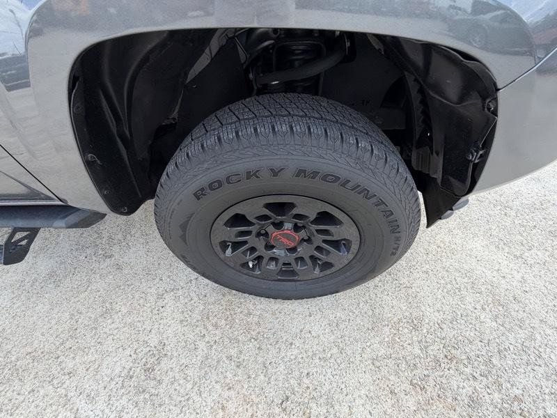 Used 2022 Toyota Tacoma SR5 RWD image 12