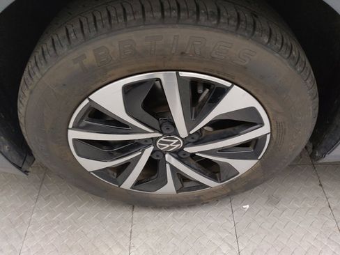 Used 2024 Volkswagen Jetta S image 31