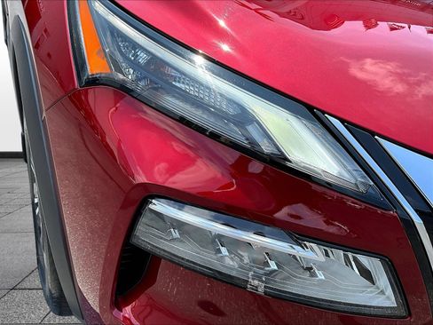 Certified 2023 Nissan Rogue SV AWD/4WD image 33