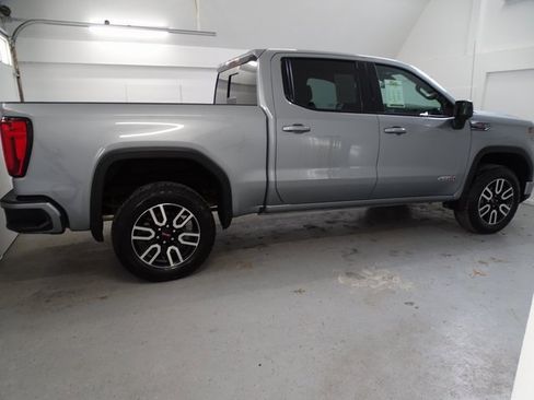 Certified 2024 GMC Sierra 1500 AT4 w/ AT4 Preferred Package image 25