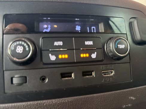 Used 2020 Chevrolet Tahoe Premier image 45