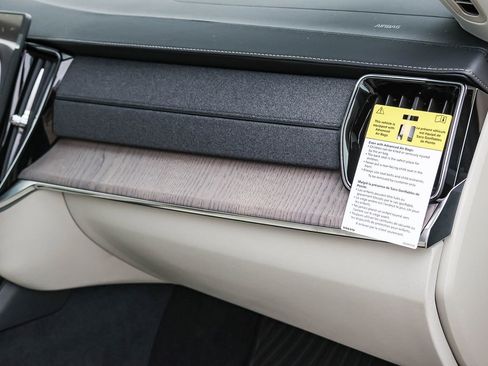 New 2026 Volvo XC90 T8 Ultra image 19