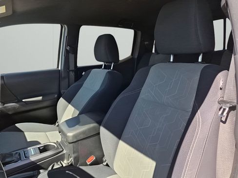 Used 2021 Toyota Tacoma TRD Off-Road w/ Technology Package image 29