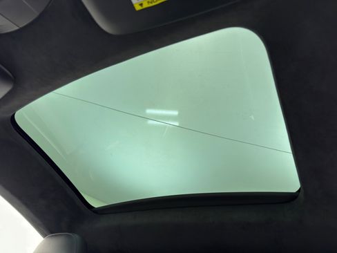 Used 2015 Porsche 911 Carrera 4S image 11