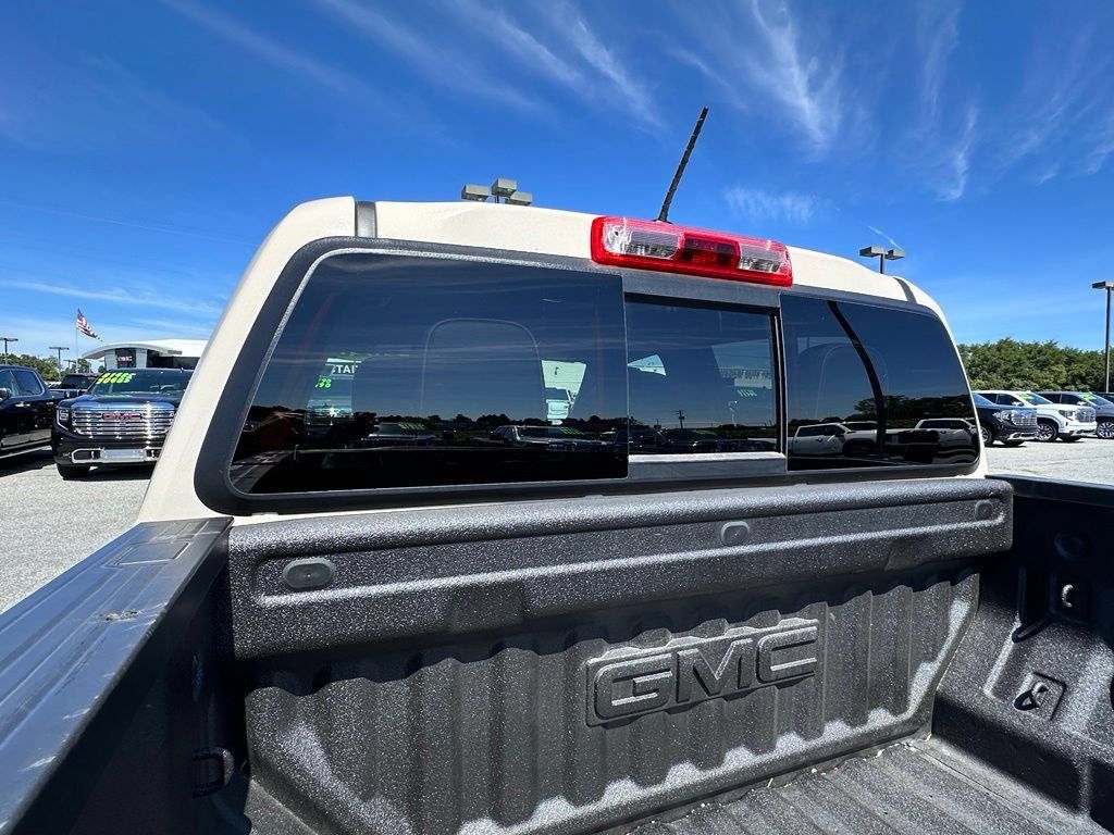 Certified 2026 GMC Canyon AT4 AWD/4WD image 43