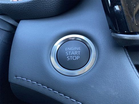 New 2026 Toyota Highlander XLE image 11