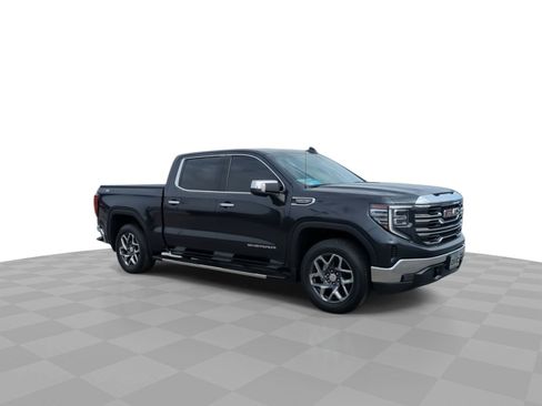 Certified 2023 GMC Sierra 1500 SLT w/ SLT Premium Package image 2