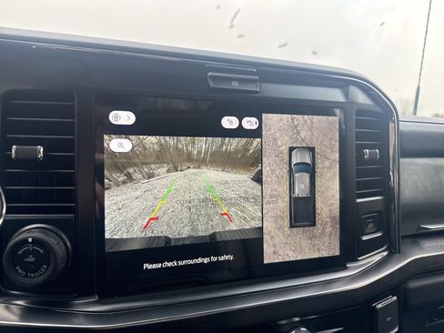 New 2026 Ford F250 Lariat w/ Black Appearance Package image 34