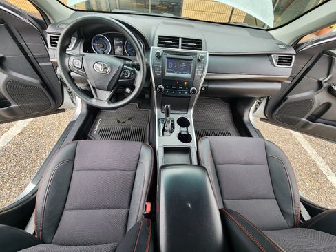 Used 2016 Toyota Camry LE FWD image 17