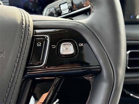 New 2026 Lincoln Aviator Reserve w/ Jet Appearance Package image 28