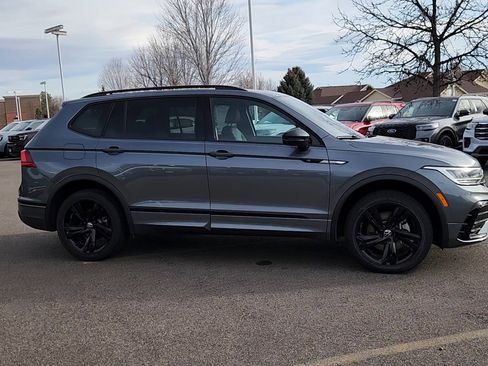 Used 2024 Volkswagen Tiguan SE R-Line image 5