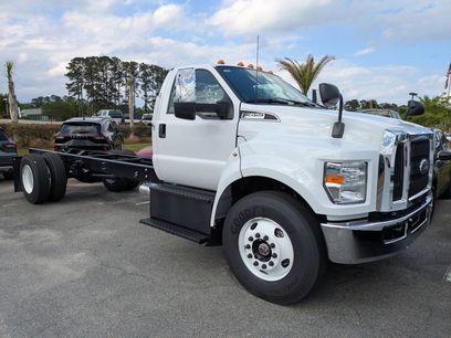New 2027 Ford F650 2WD Regular Cab Super Duty