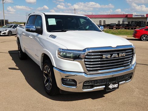 Used 2025 RAM 1500 Laramie image 6