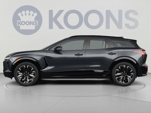 Used 2024 Chevrolet Blazer EV RS AWD/4WD image 2