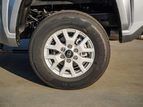 New 2026 Toyota Tacoma SR5 image 8