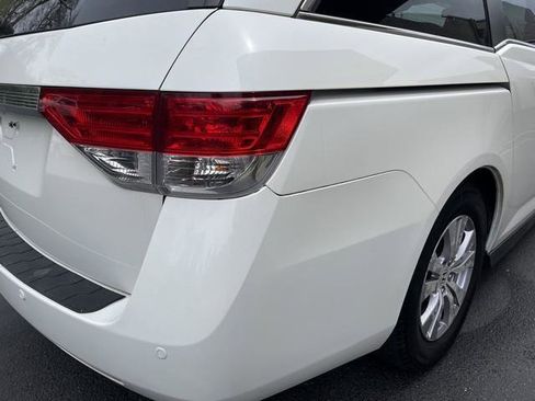 Used 2014 Honda Odyssey EX-L image 19