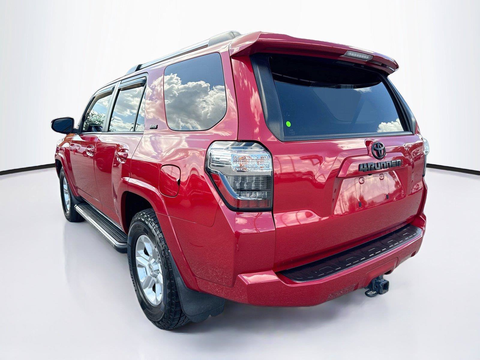 Used 2022 Toyota 4Runner SR5 Premium w/ Moonroof Package RWD image 3
