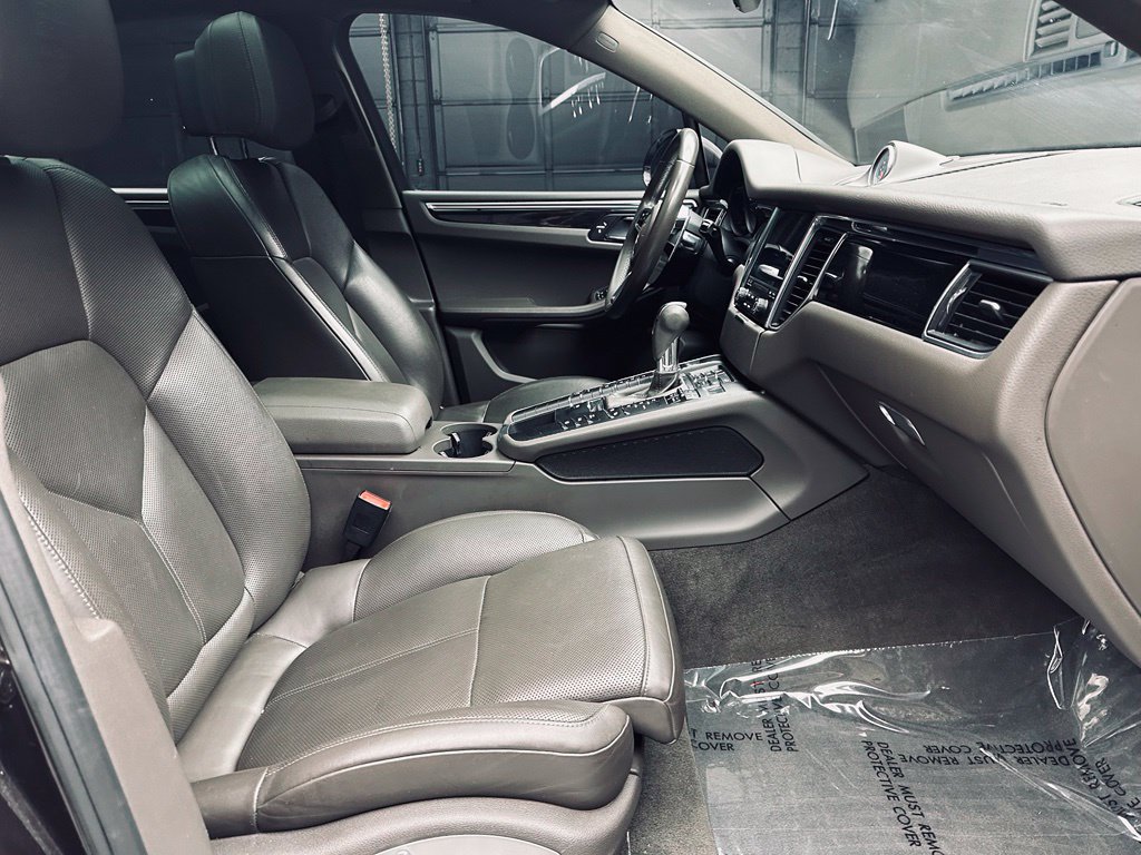 Used 2018 Porsche Macan S AWD/4WD image 18