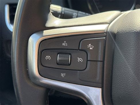 Used 2024 Chevrolet Suburban LS image 34