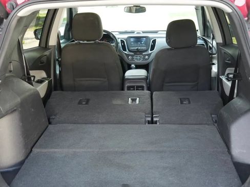 Used 2018 Chevrolet Equinox LT FWD image 16