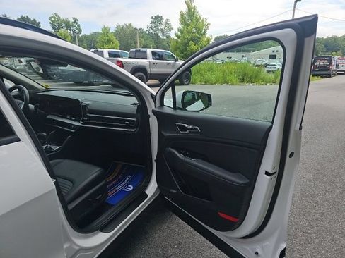 Used 2023 Kia Sportage SX FWD image 11