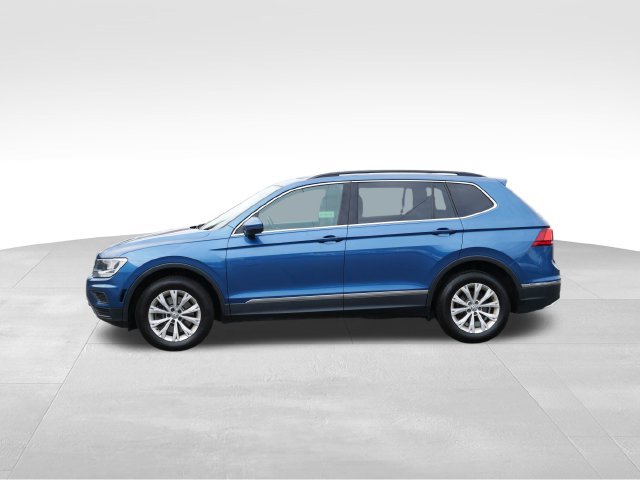 Used 2018 Volkswagen Tiguan SE w/ Panoramic Sunroof Package AWD/4WD image 4