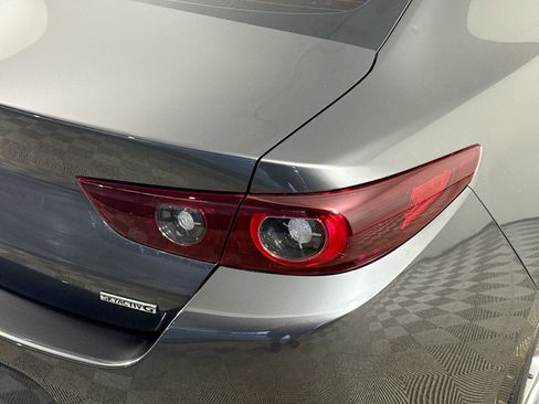 Used 2023 MAZDA MAZDA3 s image 34