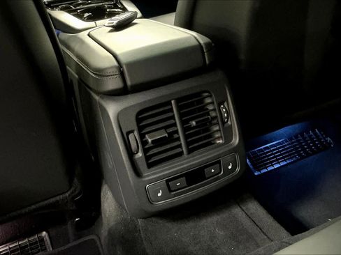 Used 2022 Audi RS e-tron GT w/ Carbon Performance Package image 34