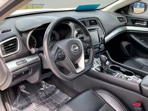 Used 2023 Nissan Maxima SL FWD image 23