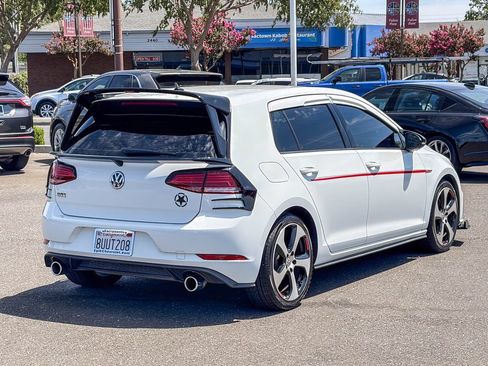 Used 2018 Volkswagen GTI S FWD image 4