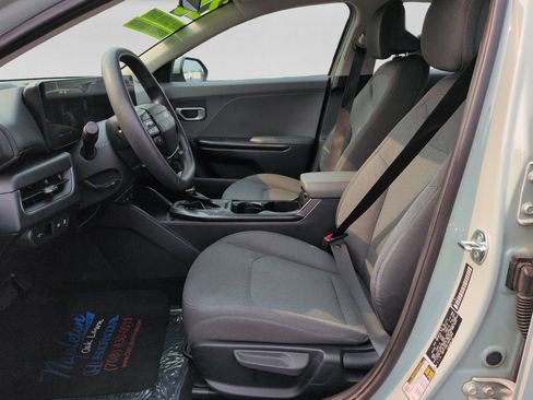 Used 2025 Kia K4 FWD image 15