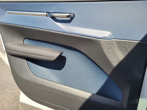 New 2026 Volvo EX30 Plus w/ Protection Package Premier image 13