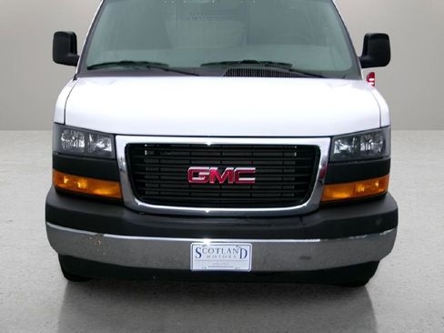 Used 2024 GMC Savana 2500 w/ Driver Convenience Package image 3