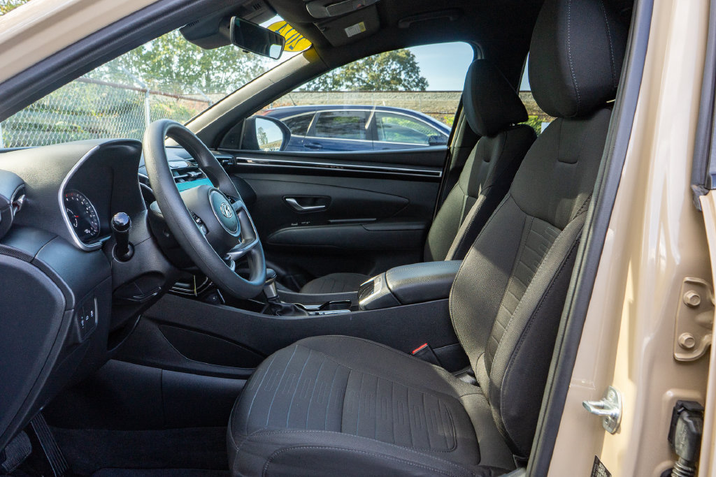 Used 2024 Hyundai Santa Cruz SE FWD image 9