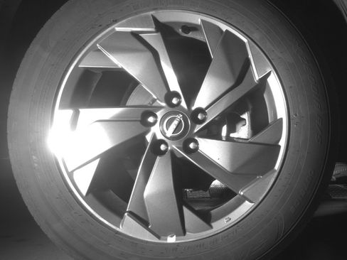 Used 2025 Nissan Rogue SV image 13