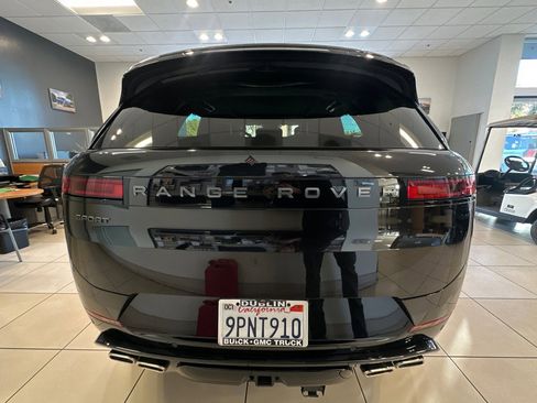 Used 2025 Land Rover Range Rover Sport Autobiography image 5