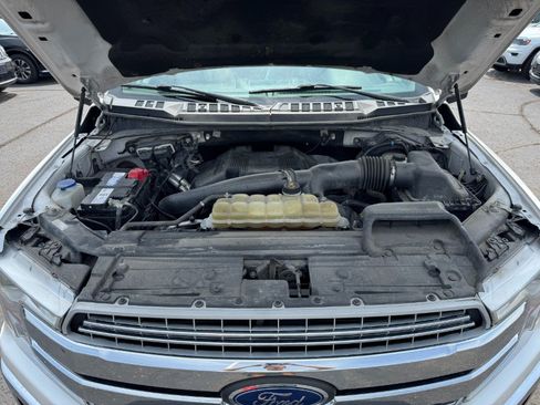 Used 2019 Ford F150 Lariat w/ Equipment Group 502A Luxury AWD/4WD image 23