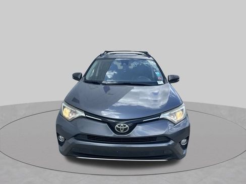Used 2017 Toyota RAV4 XLE FWD image 14