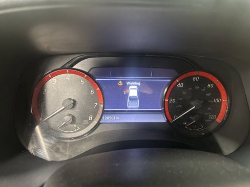 Used 2022 Nissan Frontier PRO-4X w/ Pro-4X Premium Package image 5