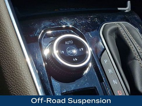 Used 2026 GMC Canyon Denali AWD/4WD image 18