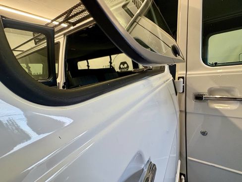 Used 1995 GMC G3500 Rally image 3