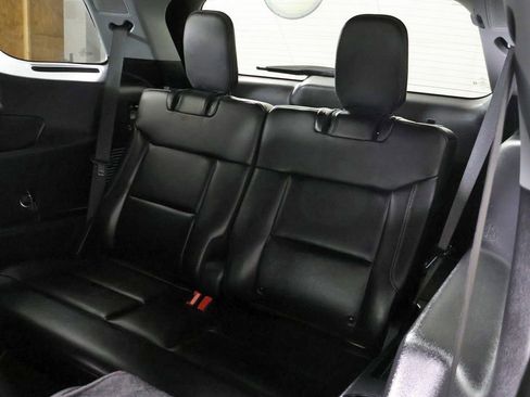 Used 2022 Ford Explorer Limited w/ Equipment Group 301A image 35
