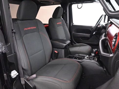 Used 2022 Jeep Wrangler Rubicon w/ Cold Weather Group AWD/4WD image 21