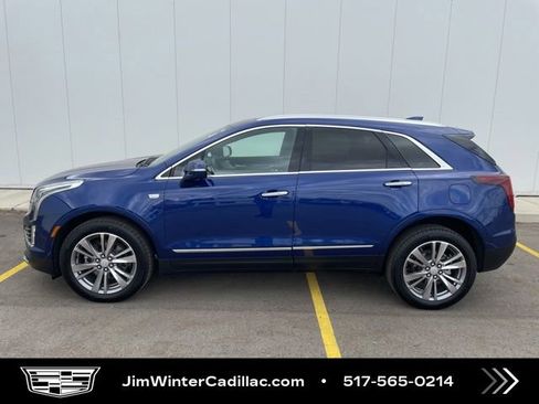 Certified 2025 Cadillac XT5 Premium Luxury AWD/4WD image 11