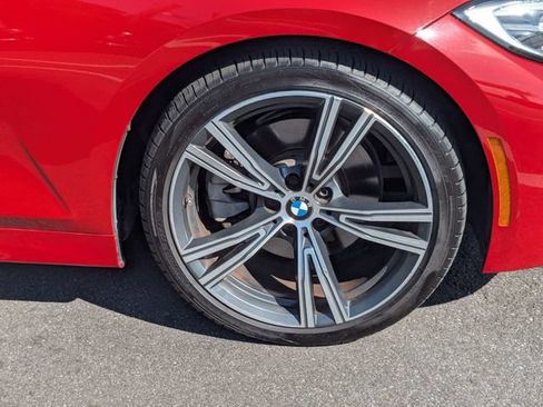 Used 2019 BMW 330i Sedan w/ Premium Package RWD image 11