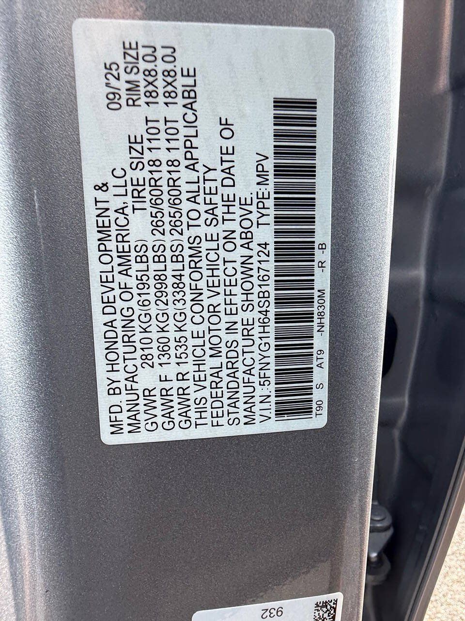 Used 2025 Honda Pilot TrailSport image 11